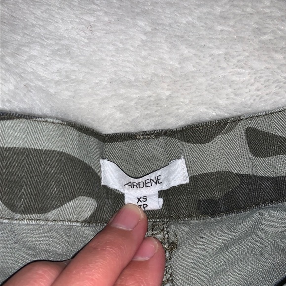 Camo jean skirt - Picture 2 of 3